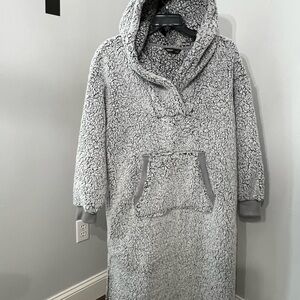 Simply Vera Vera Wang Faux Fur Long Sleeve Lounger